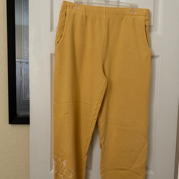 Disney Mickey Mouse sweat pants size M - Picture 2 of 4